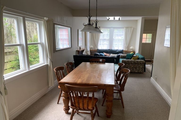 Photo of property in 37 Glenbervie Terrace, Thorndon, Wellington, 6011