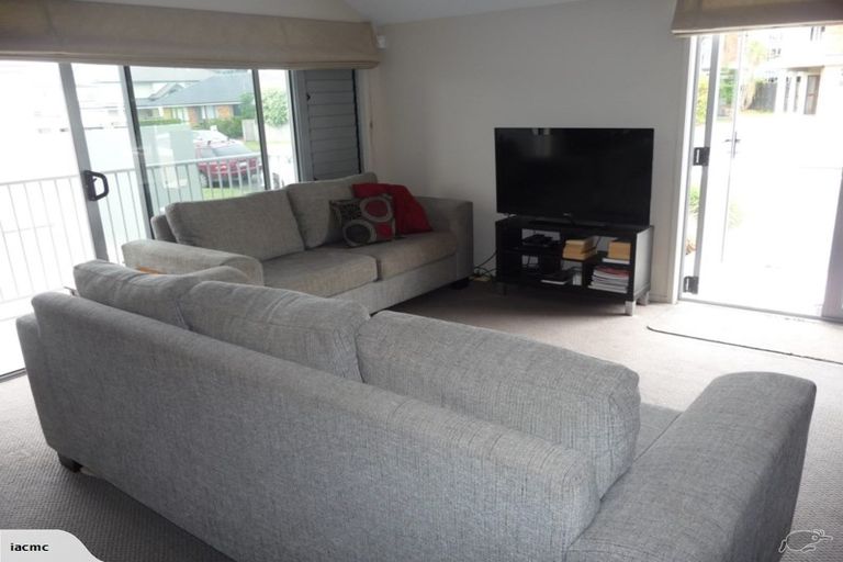 Photo of property in 1/48 May Street, Mount Maunganui, 3116