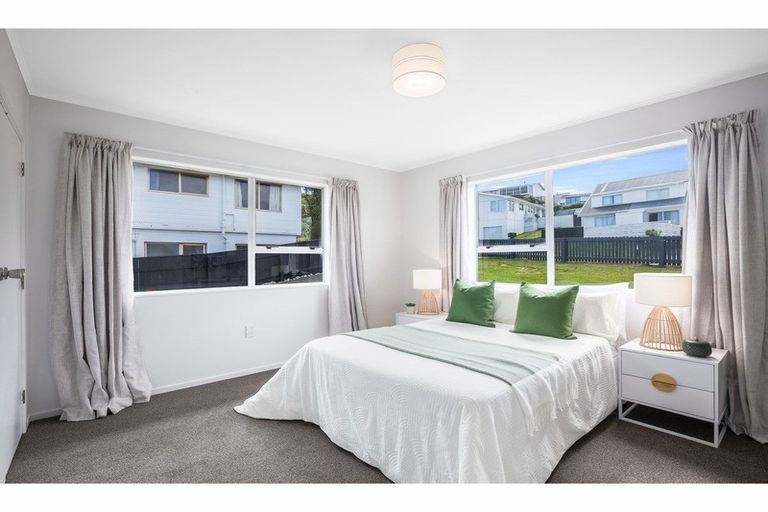 Photo of property in 34 Cypress Drive, Maungaraki, Lower Hutt, 5010