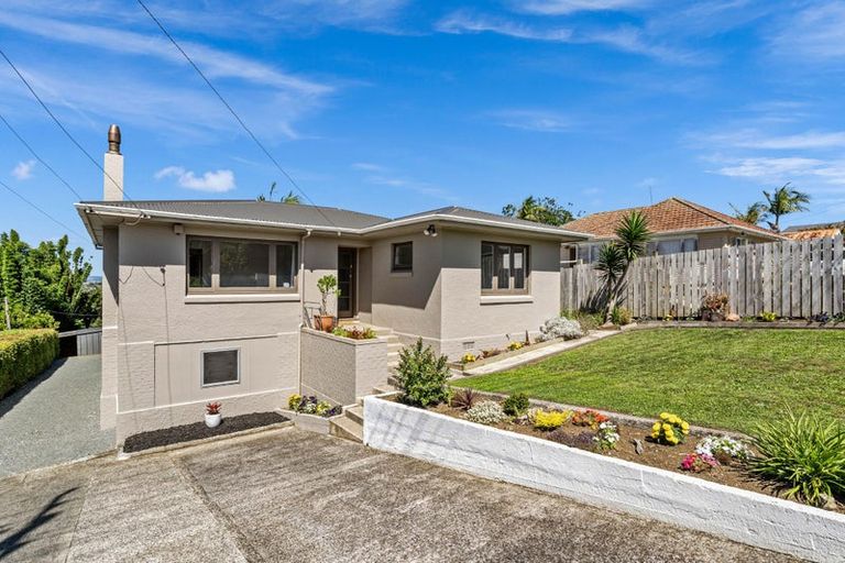 Photo of property in 19 Sherwood Road, Onerahi, Whangarei, 0110