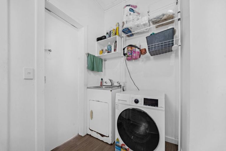 Photo of property in 12 Gordon Road, Papatoetoe, Auckland, 2025