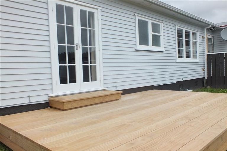 Photo of property in 253 Naenae Road, Naenae, Lower Hutt, 5011