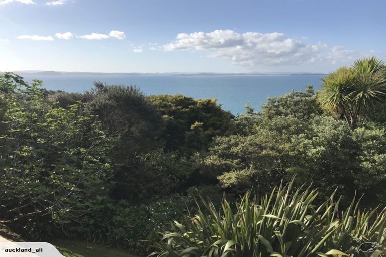 Photo of property in 106 Pacific Parade, Army Bay, Whangaparaoa, 0930