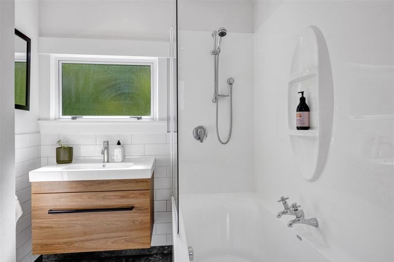 Photo of property in 26 Mclean Street, Strandon, New Plymouth, 4312