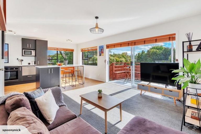 Photo of property in 4/8 Mayville Avenue, New Lynn, Auckland, 0600