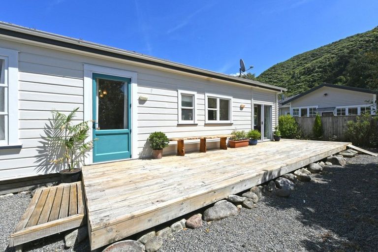 Photo of property in 25a Black Beech Street, Birchville, Upper Hutt, 5018