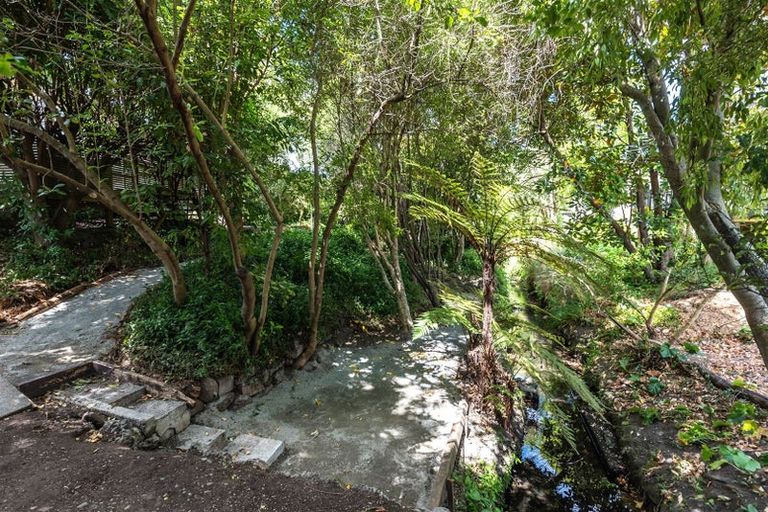 Photo of property in 16 Ford Road, Opawa, Christchurch, 8023