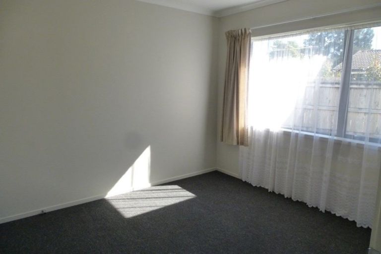 Photo of property in 124a Main Road, Redcliffs, Christchurch, 8081