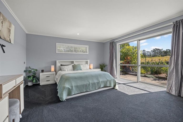Photo of property in 583 State Highway 16, Kumeu, 0891