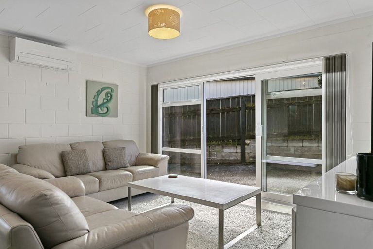 Photo of property in 10 Kensington Place, Richmond Heights, Taupo, 3330