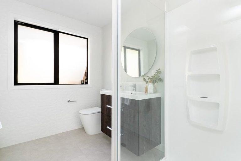 Photo of property in 307a Mount Pleasant Road, Mount Pleasant, Christchurch, 8081