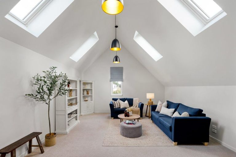 Photo of property in 3 Le Quesnoy Place, Cambridge, 3434