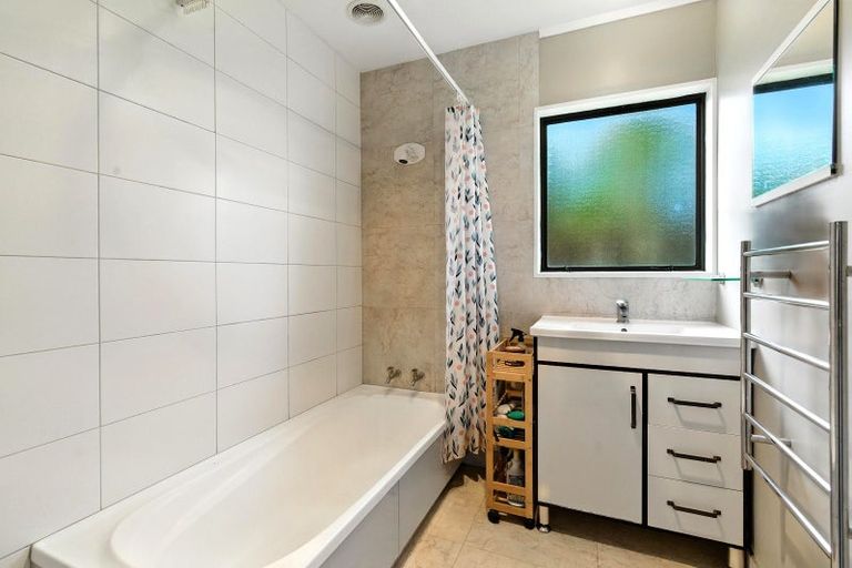 Photo of property in 1 Hulme Place, Leamington, Cambridge, 3432