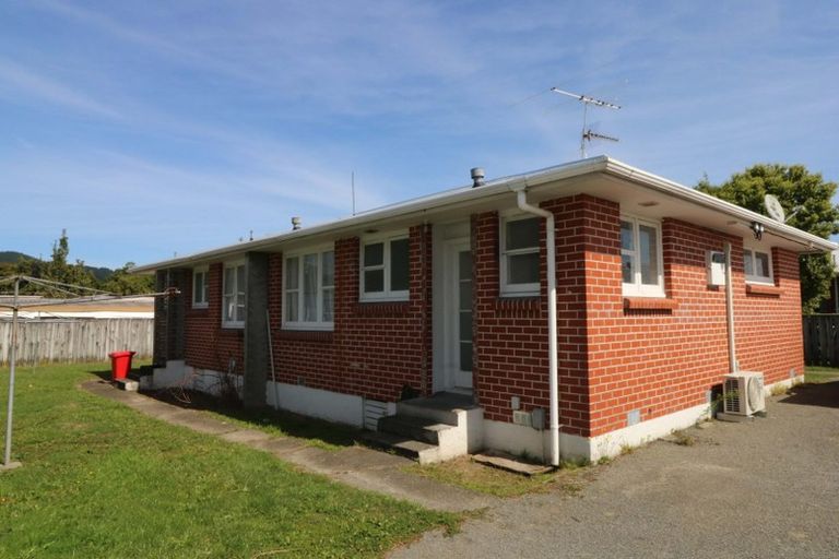 Photo of property in 1/548 Fergusson Drive, Trentham, Upper Hutt, 5018