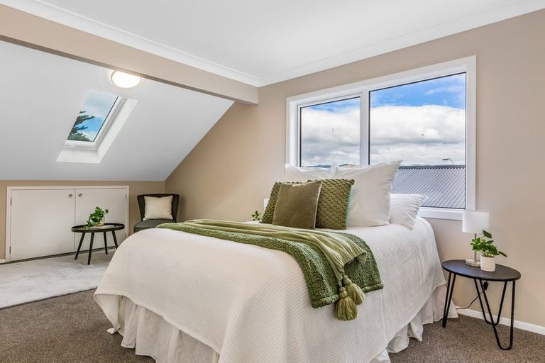 Photo of property in 156 Paremata Road, Paremata, Porirua, 5024