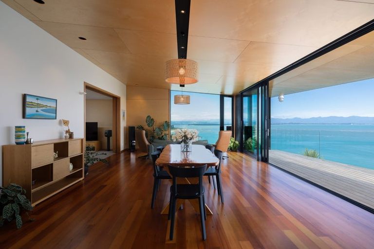 Photo of property in 36 The Cliffs, Britannia Heights, Nelson, 7010