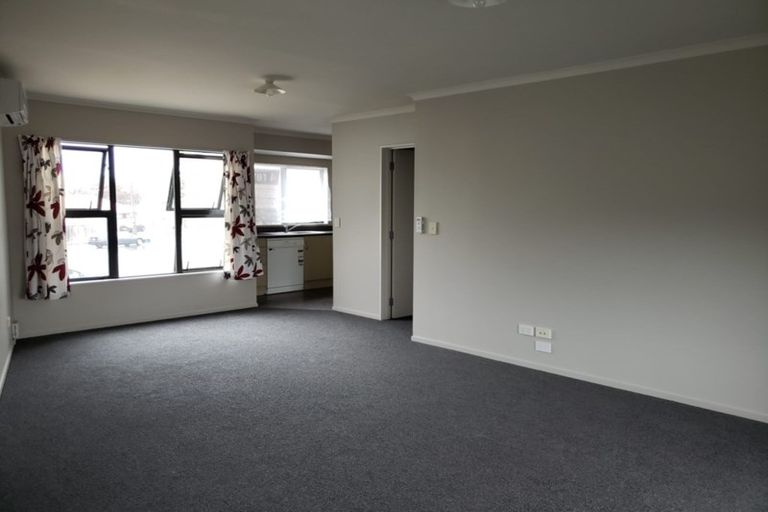 Photo of property in 5a Snead Place, Hamilton East, Hamilton, 3216