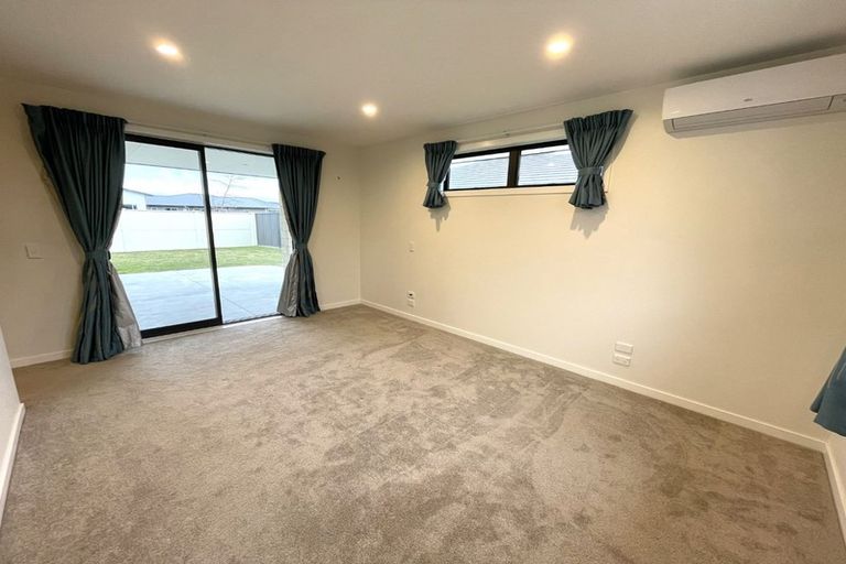 Photo of property in 7 Benmore Place, Poraiti, Napier, 4112