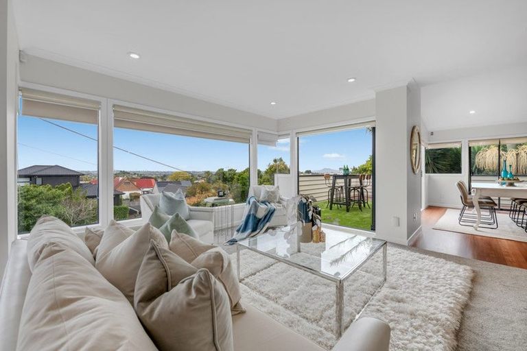 Photo of property in 2/32 Gills Road, Bucklands Beach, Auckland, 2014