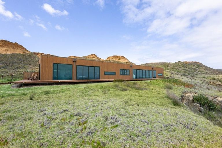 Photo of property in 201 Te Maire Road, Te Kopuru, 0371