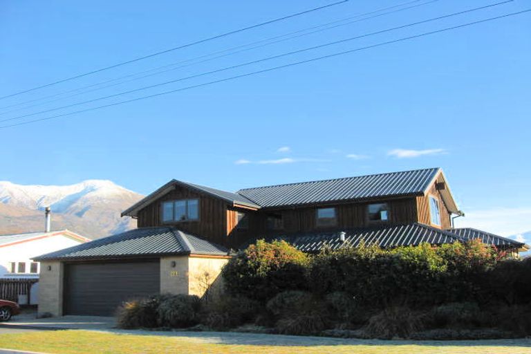 Photo of property in 177 Upton Street, Wanaka, 9305