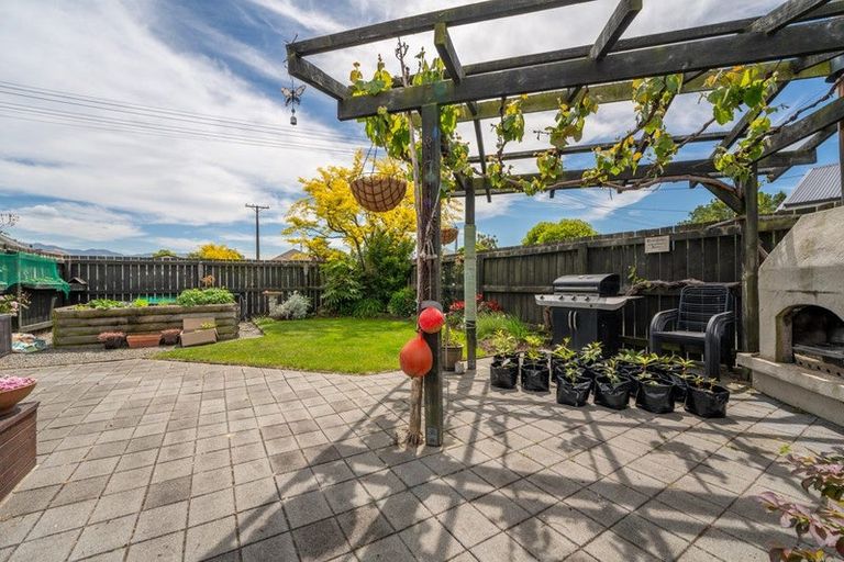 Photo of property in 77 Belt Street, Waimate, 7924