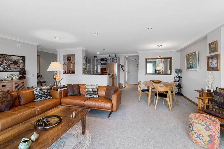 Photo of property in 38b Marine Parade, Paraparaumu Beach, Paraparaumu, 5032