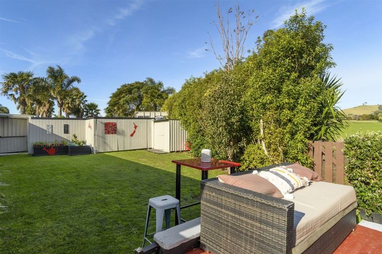 Photo of property in 24 Carribean Place, Papamoa Beach, Papamoa, 3118