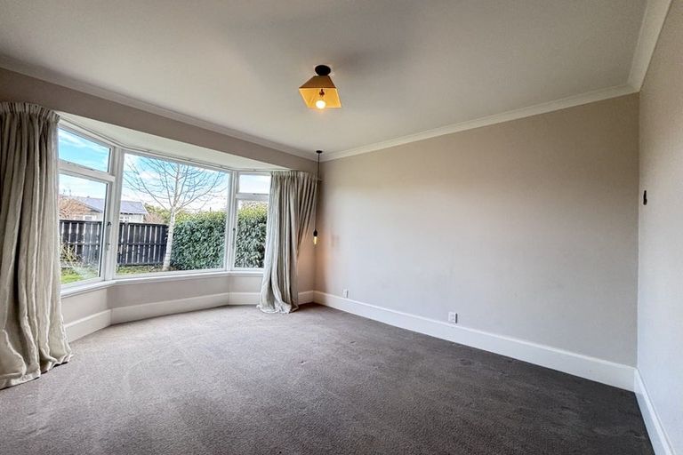 Photo of property in 12 Roosevelt Avenue, St Albans, Christchurch, 8014
