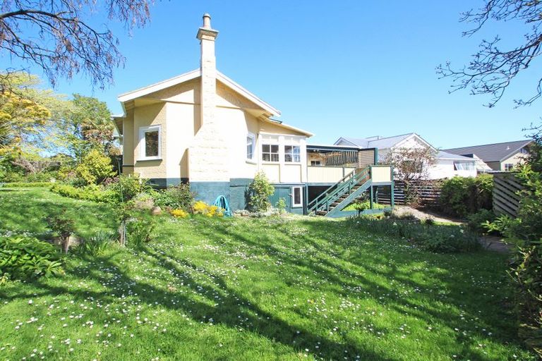 Photo of property in 4 Tweed Street, South Hill, Oamaru, 9400