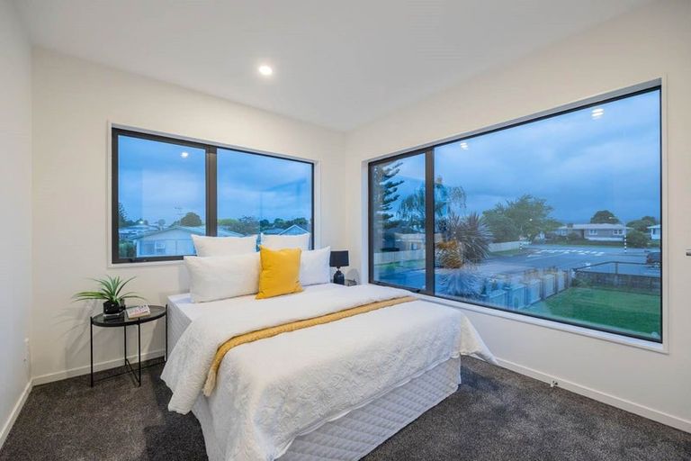 Photo of property in 8e Jupiter Street, Rosehill, Papakura, 2113