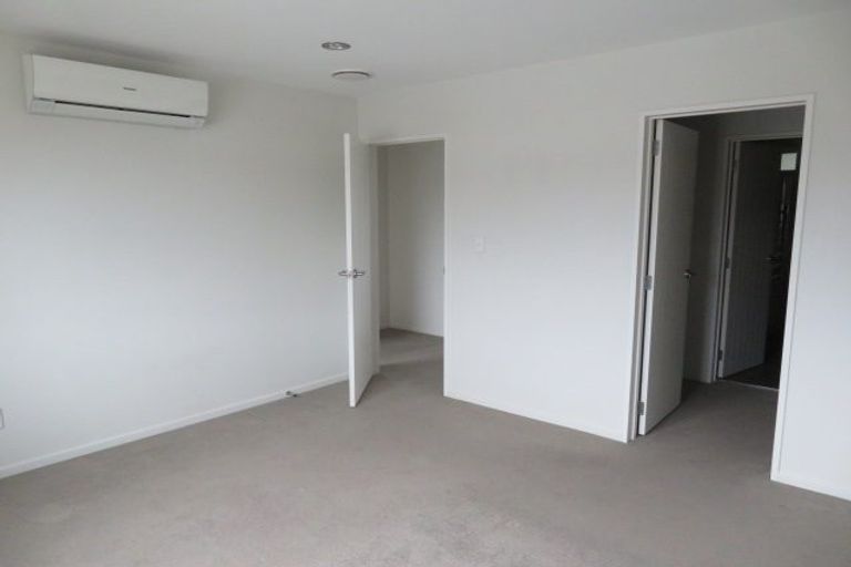 Photo of property in 70 Pencaitland Drive, Flat Bush, Auckland, 2019
