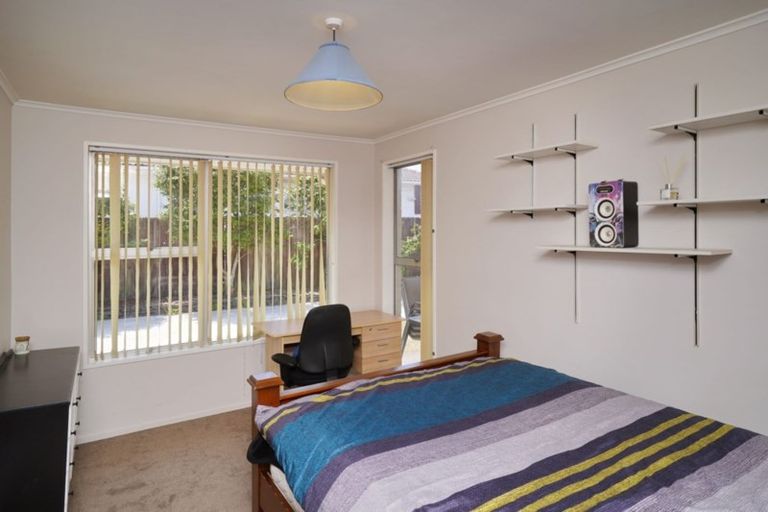 Photo of property in 4 De Ville Place, Burwood, Christchurch, 8061