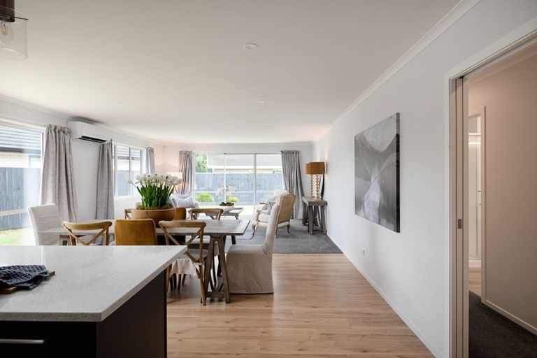 Photo of property in 6 Elizabeth Street, Cambridge, 3434