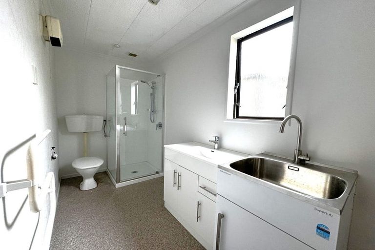 Photo of property in 53b Bradshaw Street, South Dunedin, Dunedin, 9012