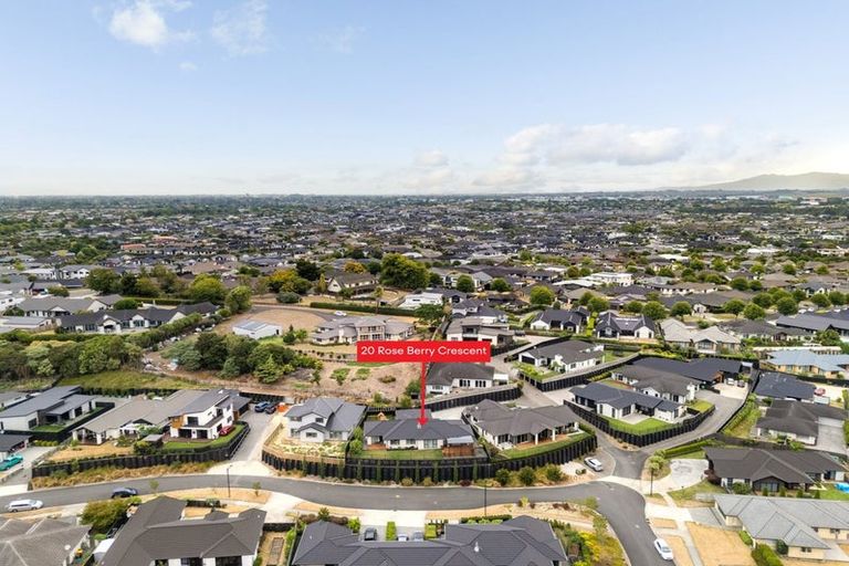 Photo of property in 20 Rose Berry Crescent, Flagstaff, Hamilton, 3210