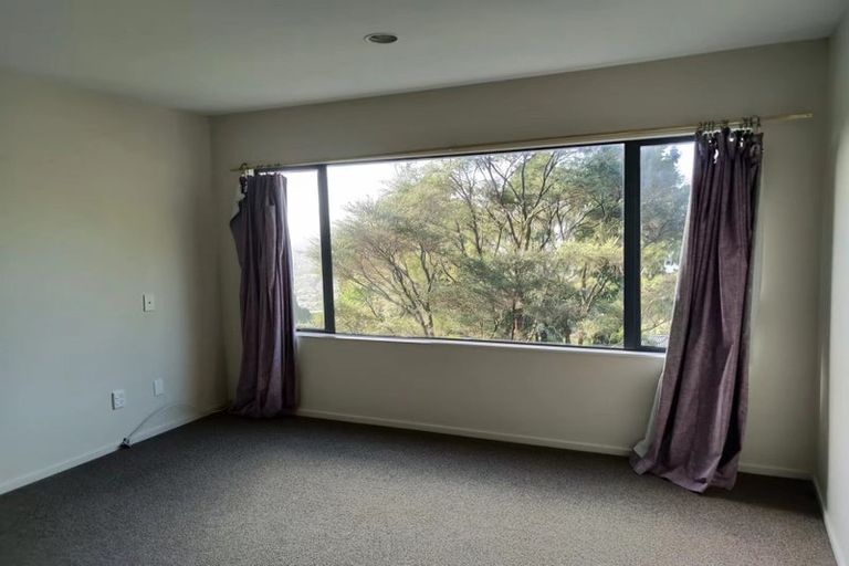 Photo of property in 35 Park Road, Titirangi, Auckland, 0604
