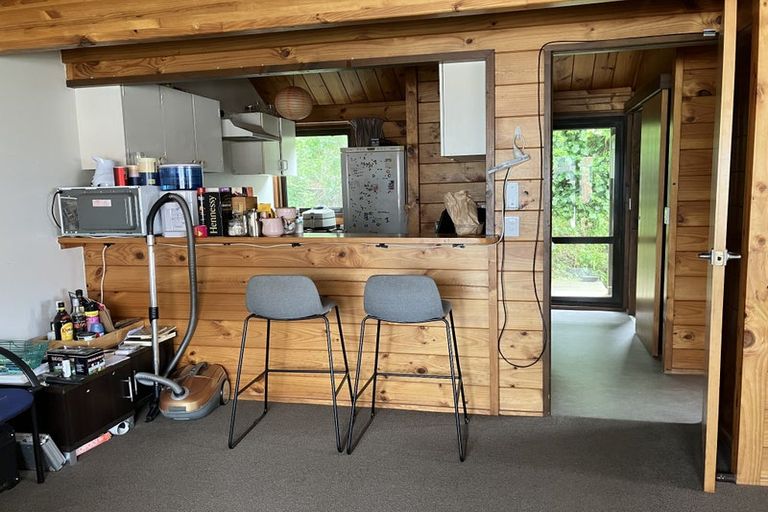 Photo of property in 4/52 Kelburn Parade, Kelburn, Wellington, 6012