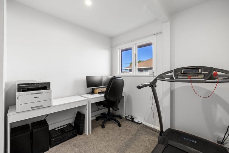 Photo of property in 77 Highsted Road, Bishopdale, Christchurch, 8053