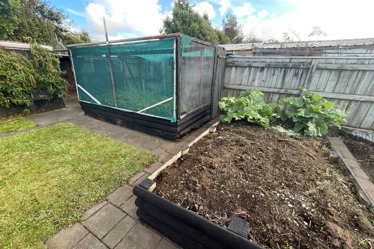 Photo of property in 18 Penrod Drive, Bell Block, New Plymouth, 4312