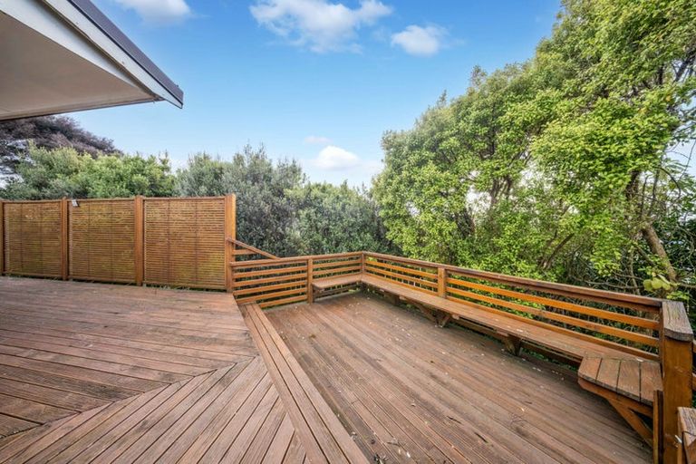 Photo of property in 8 Tawa Place, Waiuku, 2123