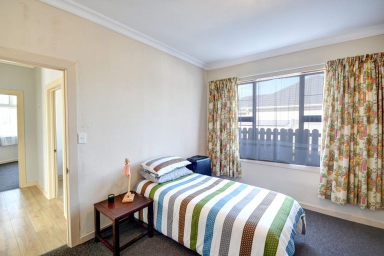 Photo of property in 54 Chaucer Street, Milton, 9220