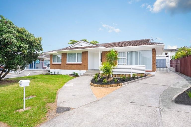 Photo of property in 43 Cascades Road, Pakuranga Heights, Auckland, 2010