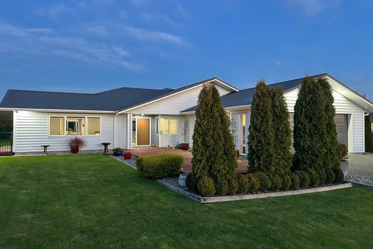 Photo of property in 7 Hartley Avenue, Carterton, 5713