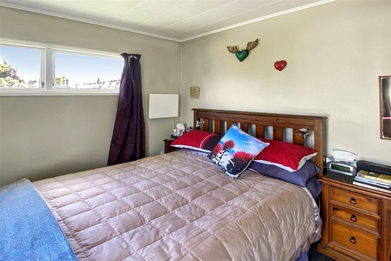 Photo of property in 11 Beryl Place, Pukehangi, Rotorua, 3015
