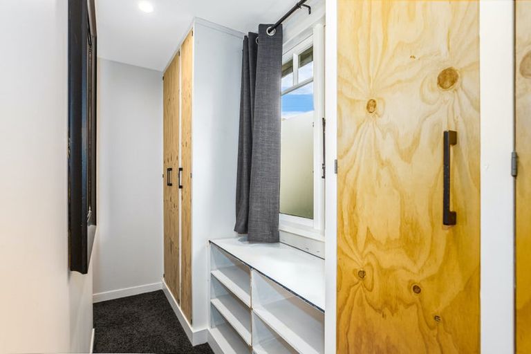 Photo of property in 3 Onepu Road, Pukerua Bay, 5026