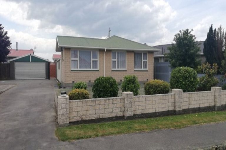 Photo of property in 3 Kathleen Crescent, Hornby, Christchurch, 8042