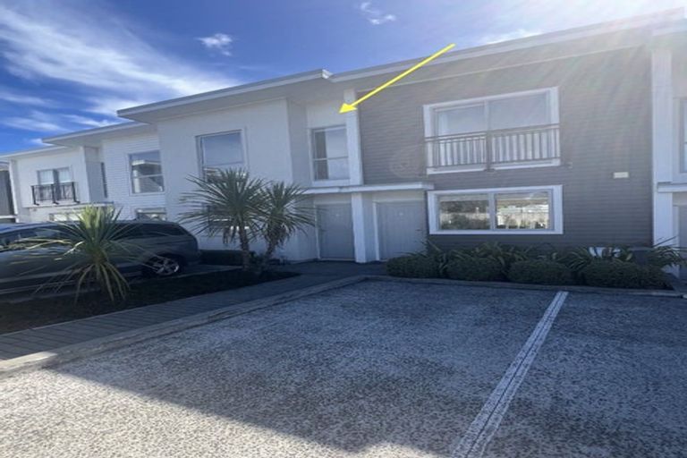 Photo of property in 3/32 Dr Taylor Terrace, Johnsonville, Wellington, 6037