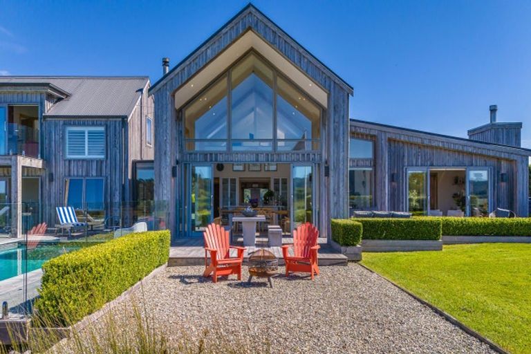 Photo of property in 11 Tamahunga Drive, Matakana, Warkworth, 0985