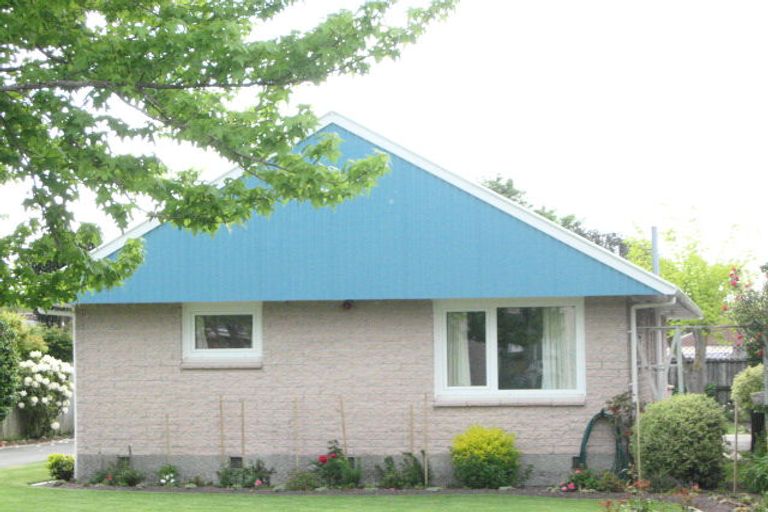 Photo of property in 188 Grimseys Road, Redwood, Christchurch, 8051